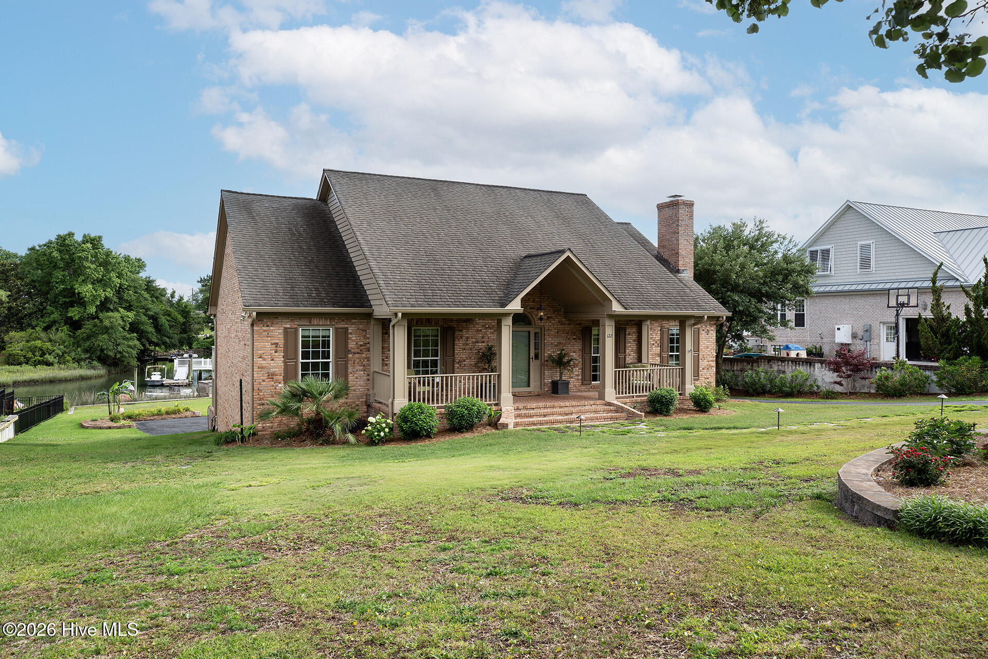 122 Circle Drive