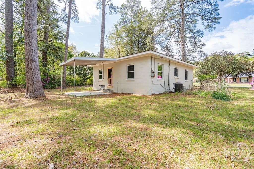Photo of 706 Lexington Avenue, Rincon, GA 31326 (MLS # SA361549)