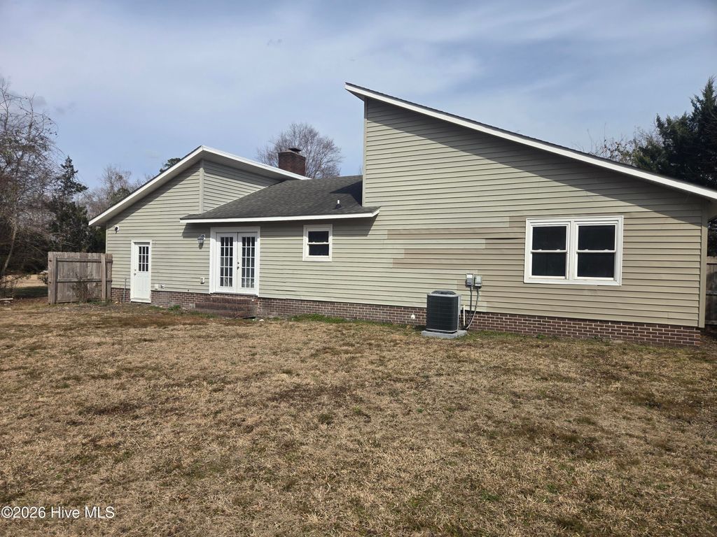 Photo of 1531 Belgrade Swansboro Road, Maysville, NC 28555 (MLS # 100556101)