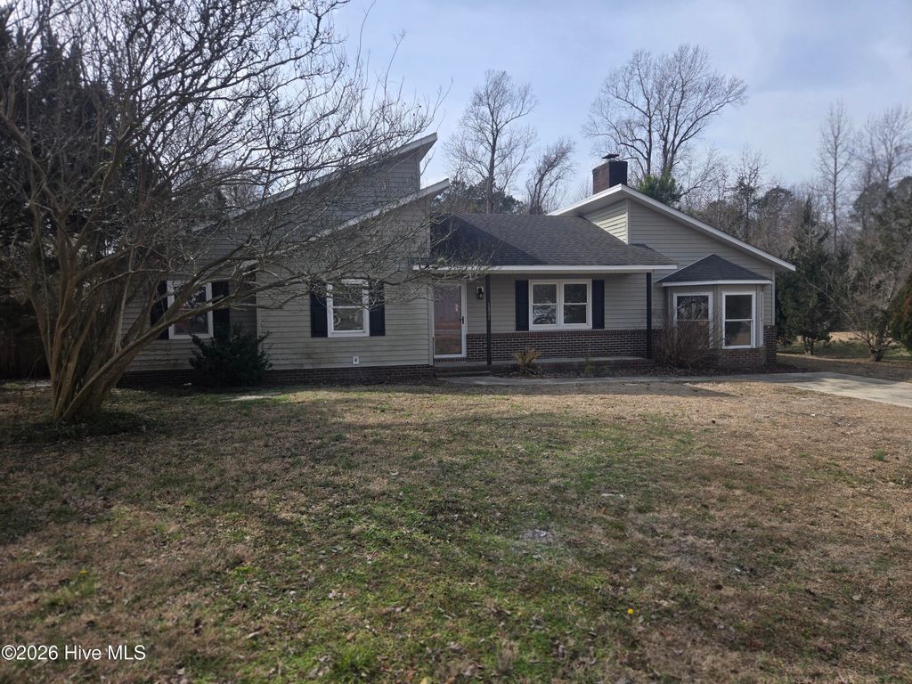 Photo of 1531 Belgrade Swansboro Road, Maysville, NC 28555 (MLS # 100556101)