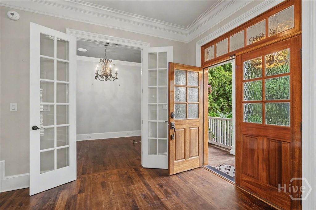 Photo of 1110 Wilmington Island Road, Savannah, GA 31410 (MLS # SA346156)