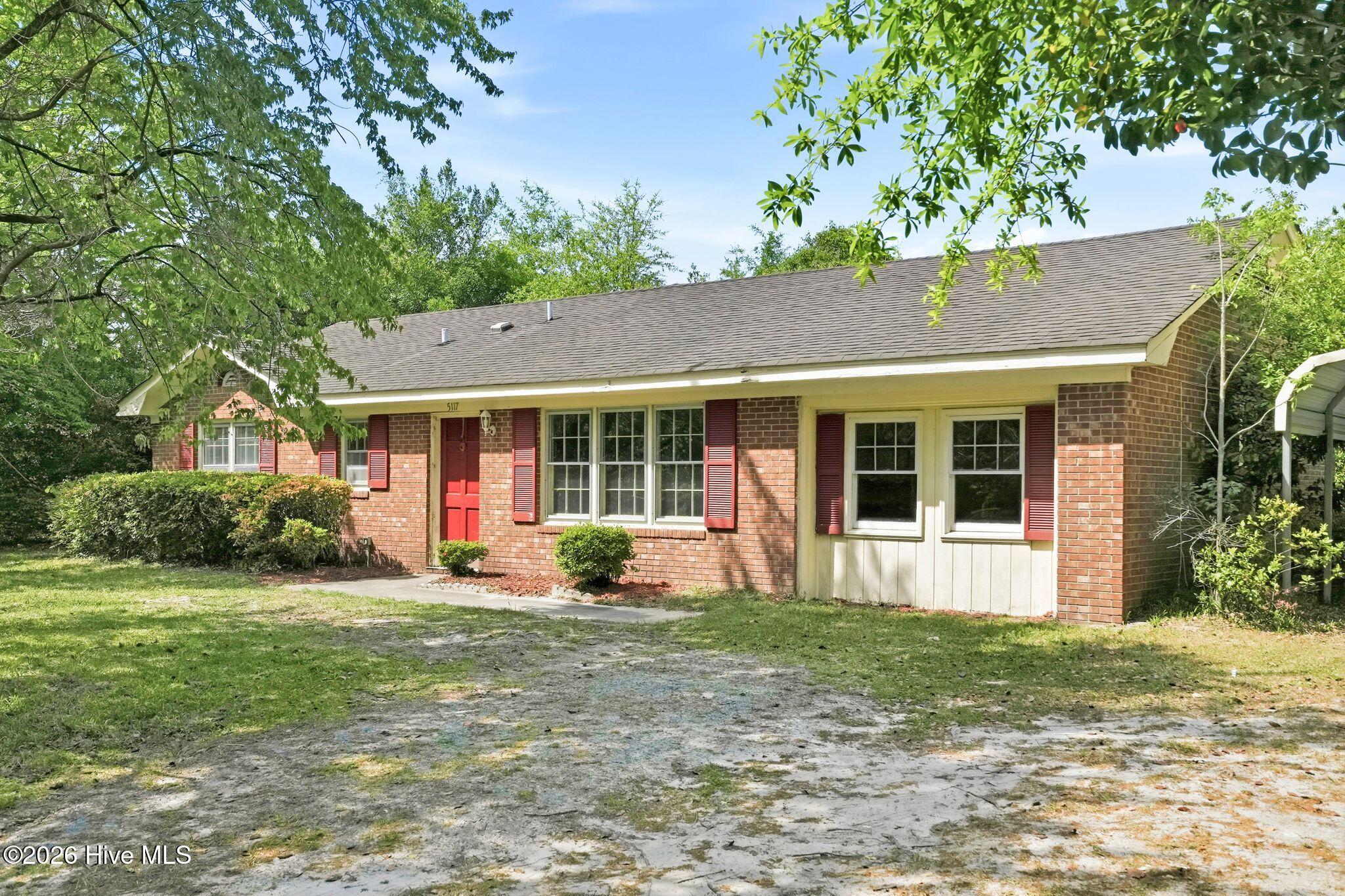 5117 Chaucer Drive