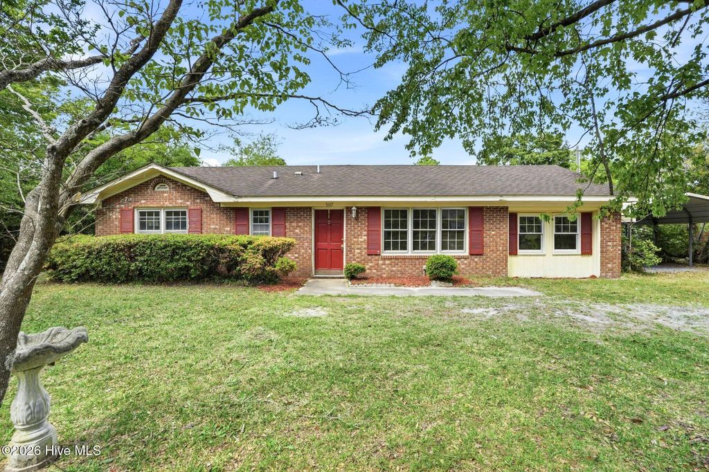 Photo of 5117 Chaucer Drive, Wilmington, NC 28405 (MLS # 100576210)