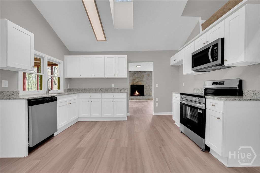 Photo of 6417 Honeysuckle Lane, Gainesville, GA 30506 (MLS # CL353279)