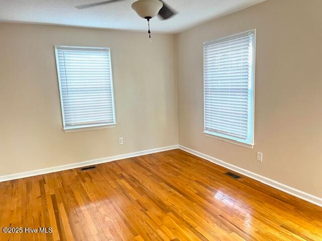 Photo of 703 Davis Drive, Tarboro, NC 27886 (MLS # 100546677)