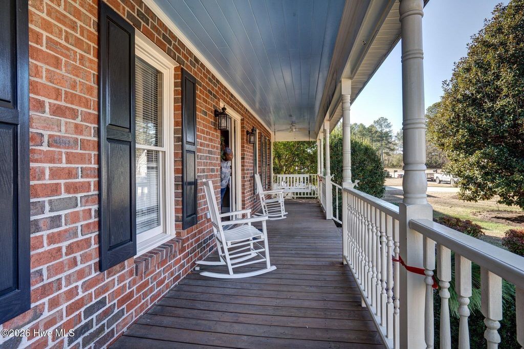 Photo of 613 Chimney Hill Way, Rocky Mount, NC 27804 (MLS # 100558570)