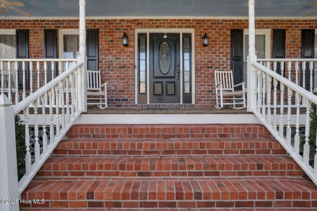 Photo of 613 Chimney Hill Way, Rocky Mount, NC 27804 (MLS # 100558570)