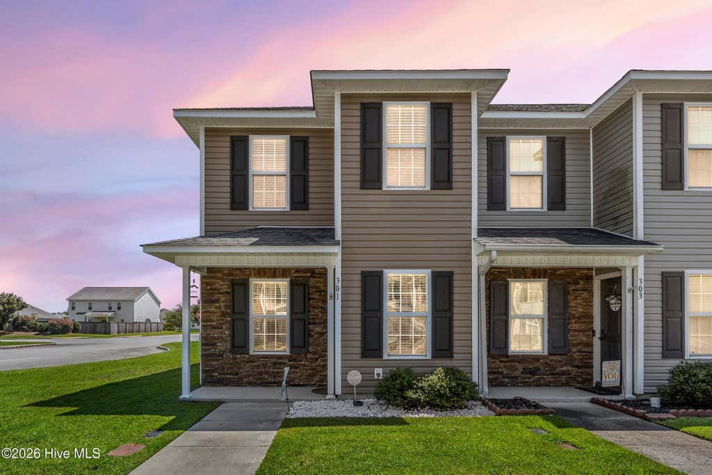 Photo of 301 Glen Cannon Drive, Jacksonville, NC 28546 (MLS # 100596746)
