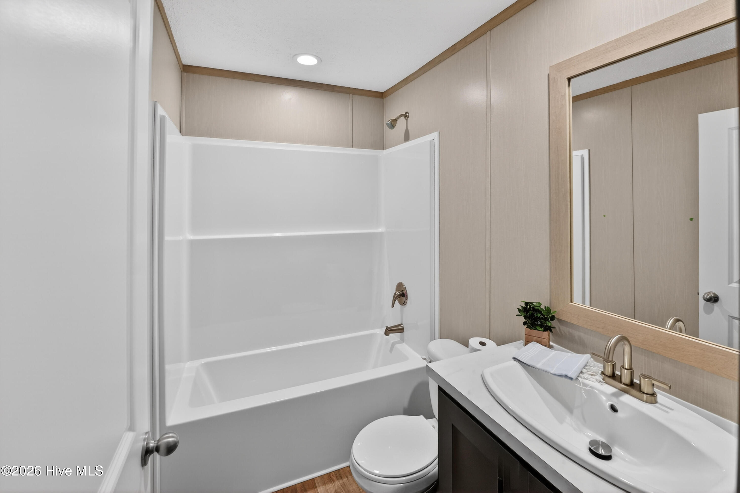 108 Pond View Circle