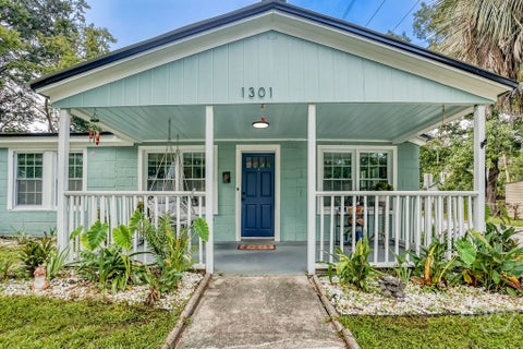 Homes For Sale - 1301 SE 36th Street<br/> Savannah, GA 31404
