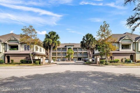 Condo For Sale - 555 Grande Manor Court #302<br/> Wilmington, NC 28405