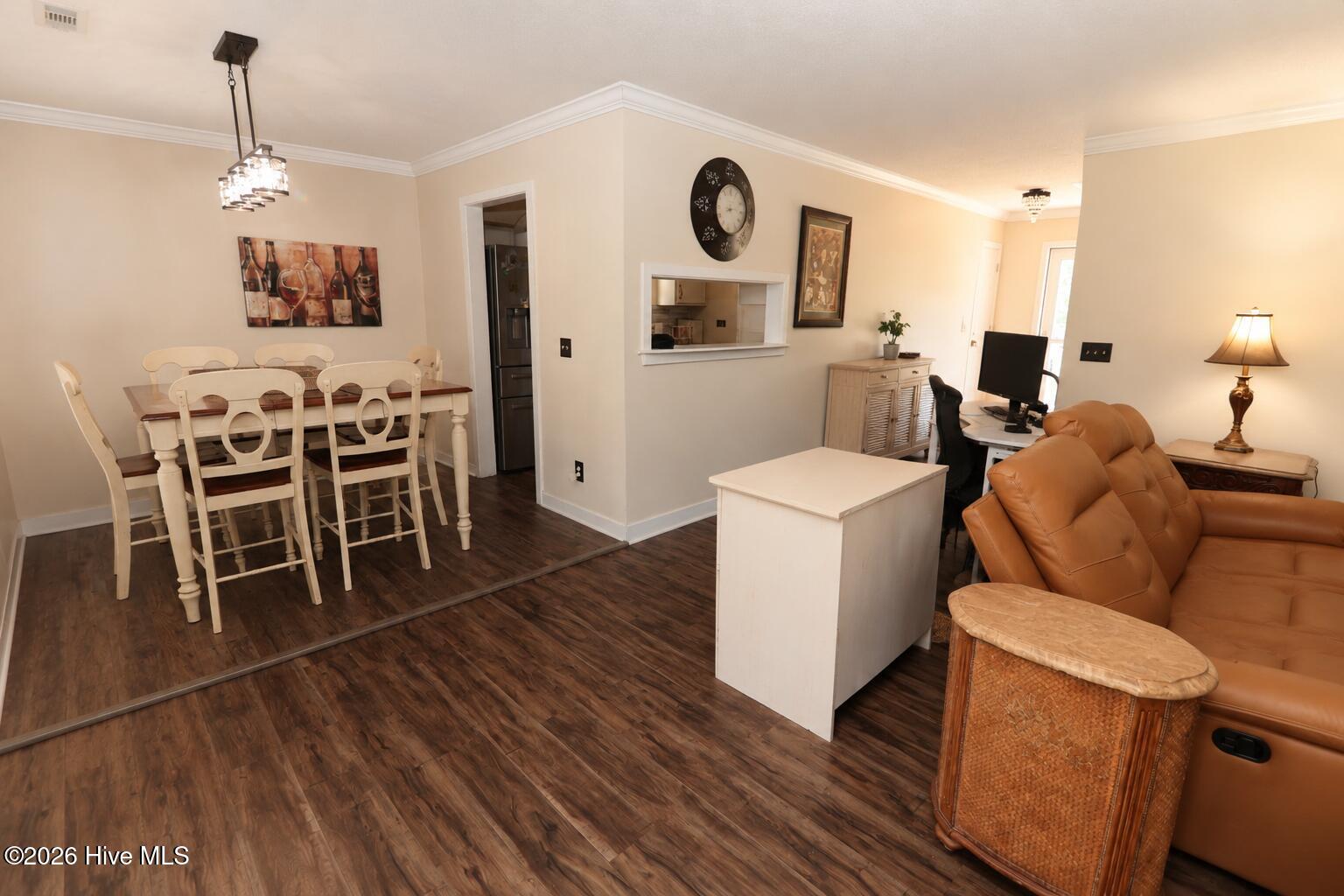 1010 Haymarket Lane