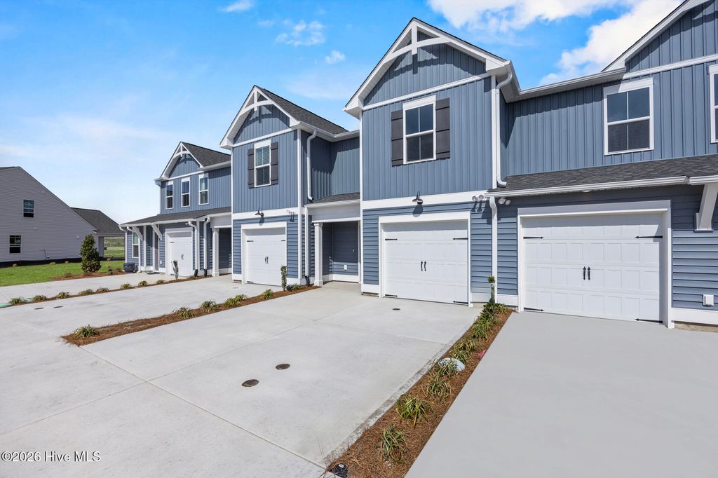 Photo of 38 W Farley Drive #96, Hampstead, NC 28443 (MLS # 100541381)