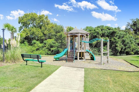 Tiny photo for 5227 Shipmast Way, Southport, NC 28461 (MLS # 100603708)