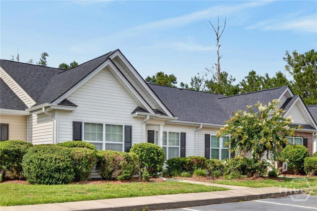 Photo of 13 Rivermoor Court, Savannah, GA 31407 (MLS # SA361895)