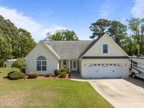 Homes For Sale - 116 Bur Oaks Boulevard<br/> Carteret County, Newport, NC 28570