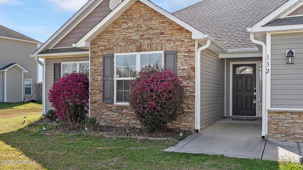 Photo of 132 Prelude Drive, Richlands, NC 28574 (MLS # 100587697)