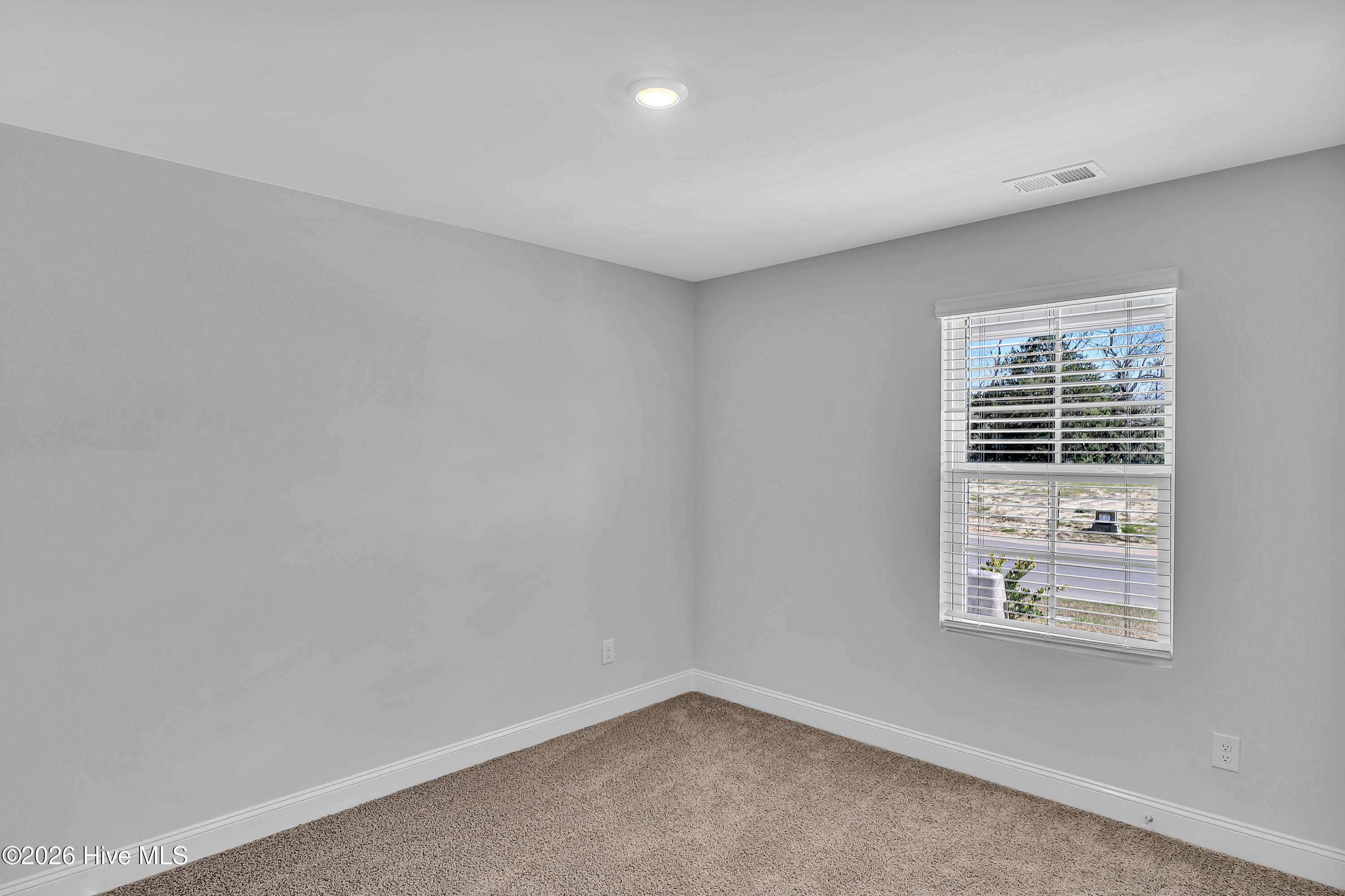 7111 Woodline Drive SW