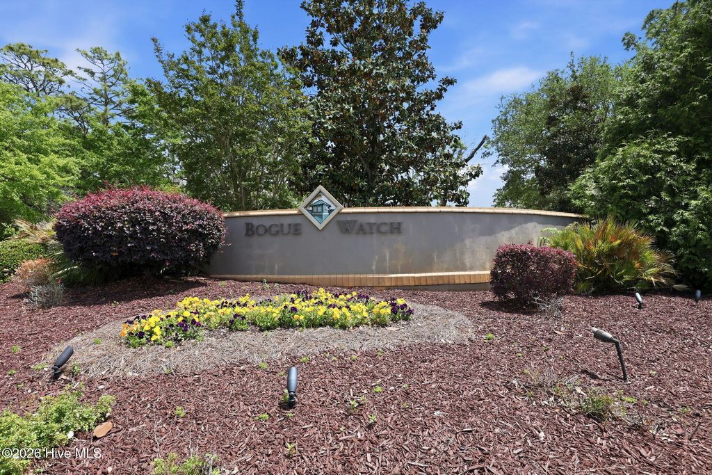 Photo of 432 Lanyard Drive, Newport, NC 28570 (MLS # 100572051)