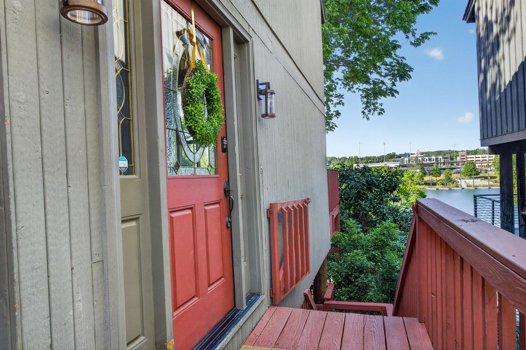 Photo of 1319 Waters Edge Drive, Augusta, GA 30901 (MLS # 554731)