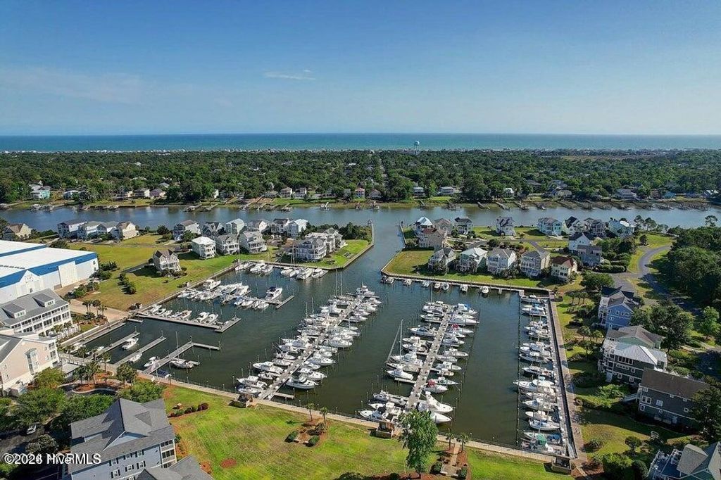 Photo of 2571 St James Drive SE #D14, Southport, NC 28461 (MLS # 100562397)