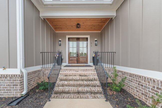 814 Audubon Way