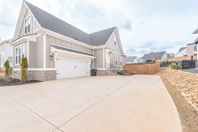 814 Audubon Way