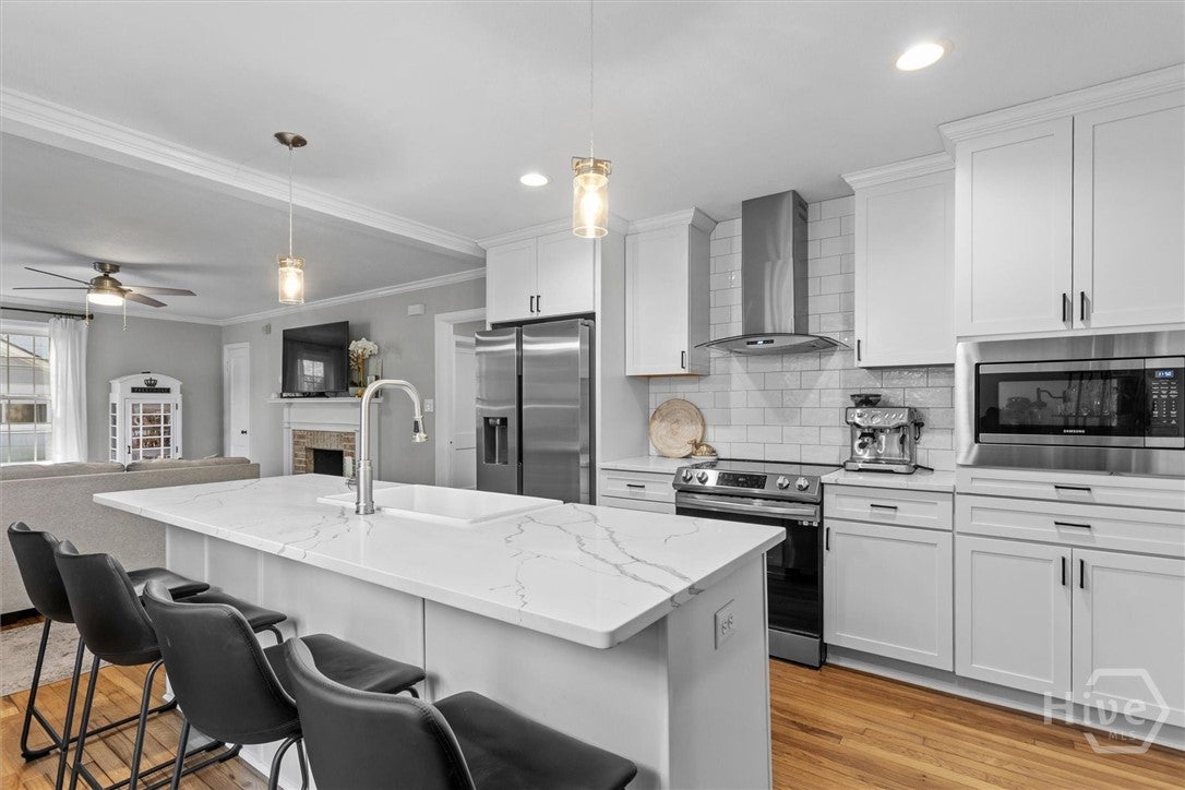307 Columbus Drive