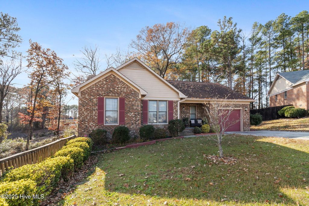 Photo of 5004 Summer Ridge Road, Fayetteville, NC 28303 (MLS # 100543332)