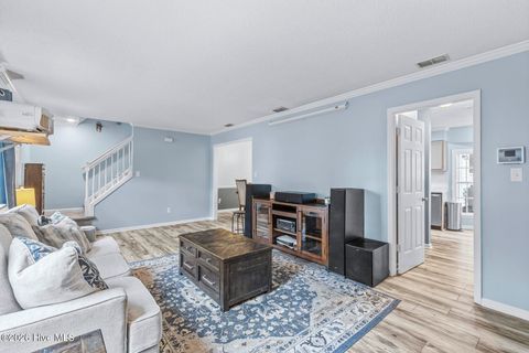 Tiny photo for 201 Valencia Court, Jacksonville, NC 28546 (MLS # 100555816)