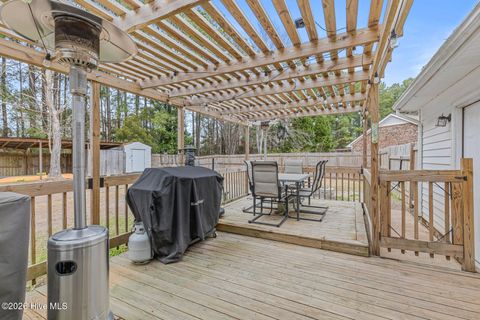 Tiny photo for 201 Valencia Court, Jacksonville, NC 28546 (MLS # 100555816)