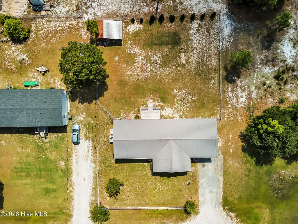 Photo of 213 S Winchester Lane, Hubert, NC 28539 (MLS # 100575879)