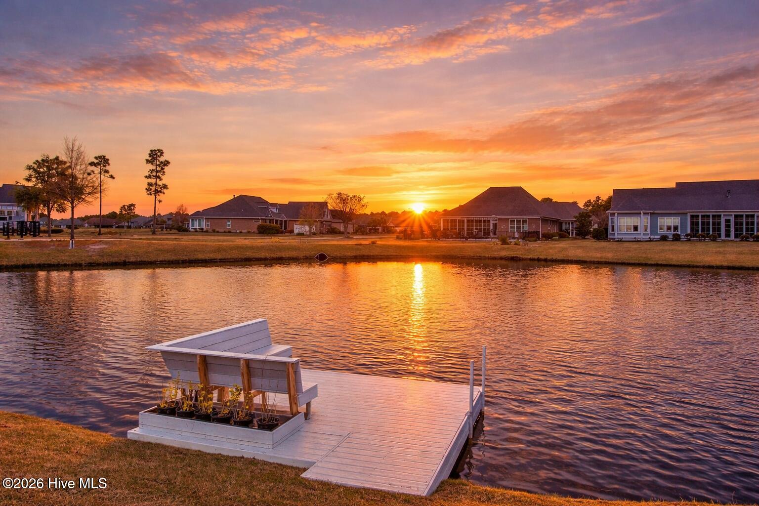 8474 N Shoreside Way NE