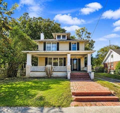 Photo of 313 S Dyer Street, Elizabeth City, NC 27909 (MLS # 100608972)