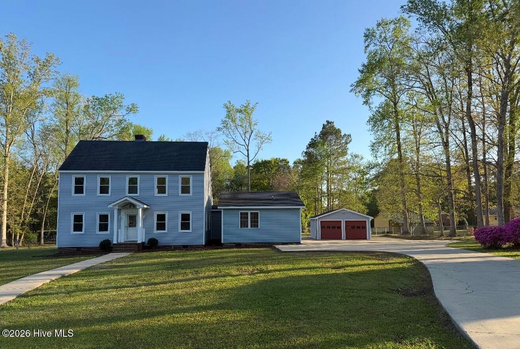 Photo of 2443 Creekside Road, Kinston, NC 28504 (MLS # 100475014)