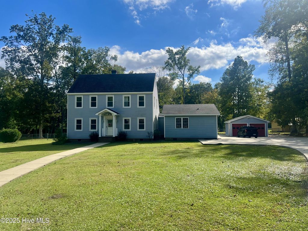 Photo of 2443 Creekside Road, Kinston, NC 28504 (MLS # 100475014)