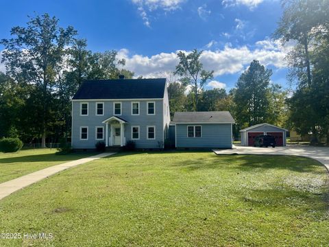 Homes For Sale - 2443 Creekside Road<br/> Kinston, NC 28504