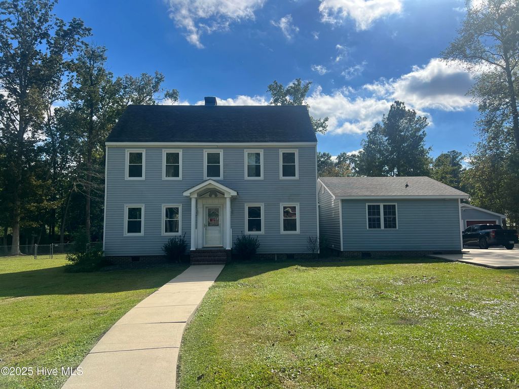 Photo of 2443 Creekside Road, Kinston, NC 28504 (MLS # 100475014)