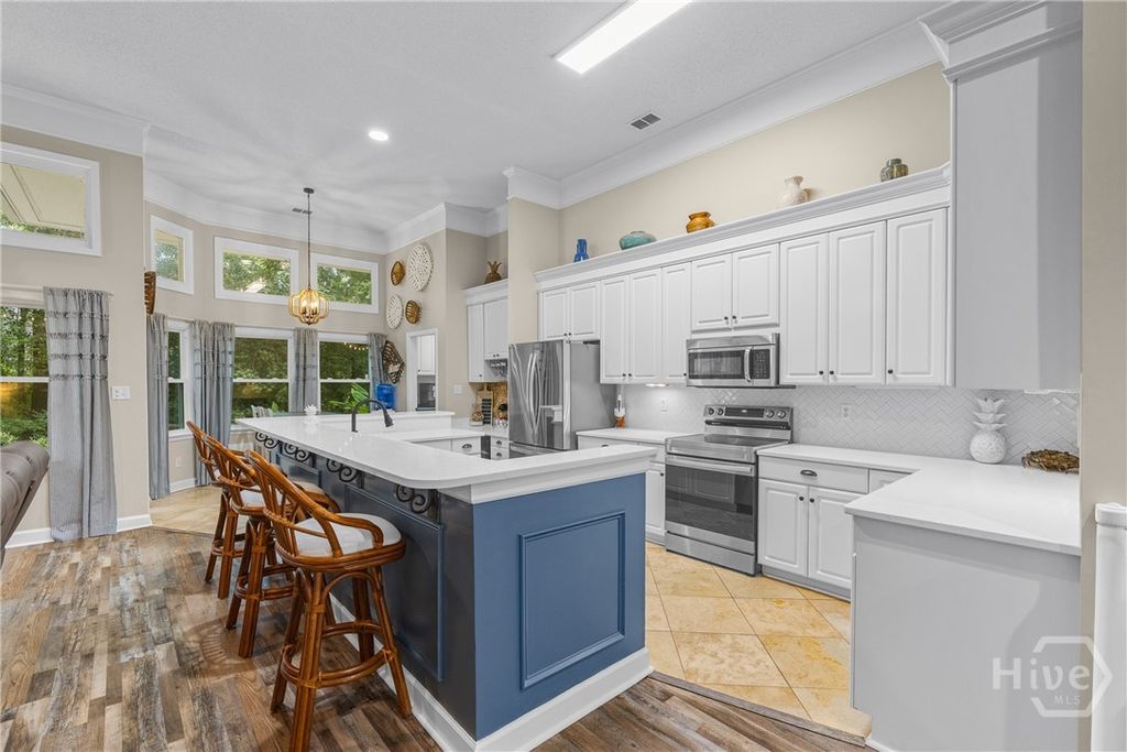 Photo of 139 Mingarry Drive, Richmond Hill, GA 31324 (MLS # SA347892)