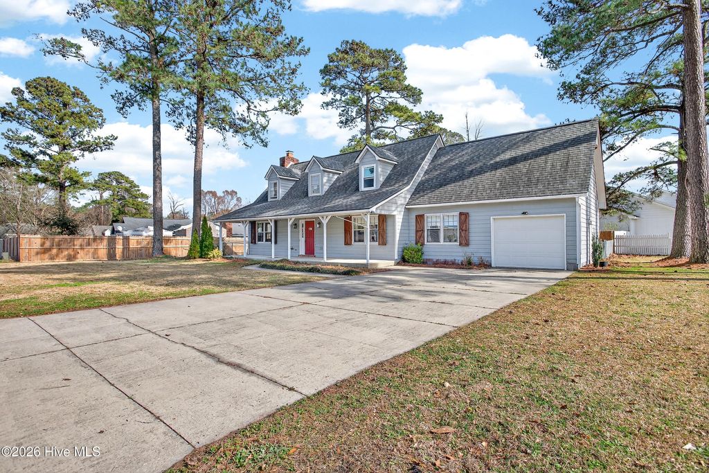 Photo of 2418 Saddleridge Drive, Midway Park, NC 28544 (MLS # 100558471)