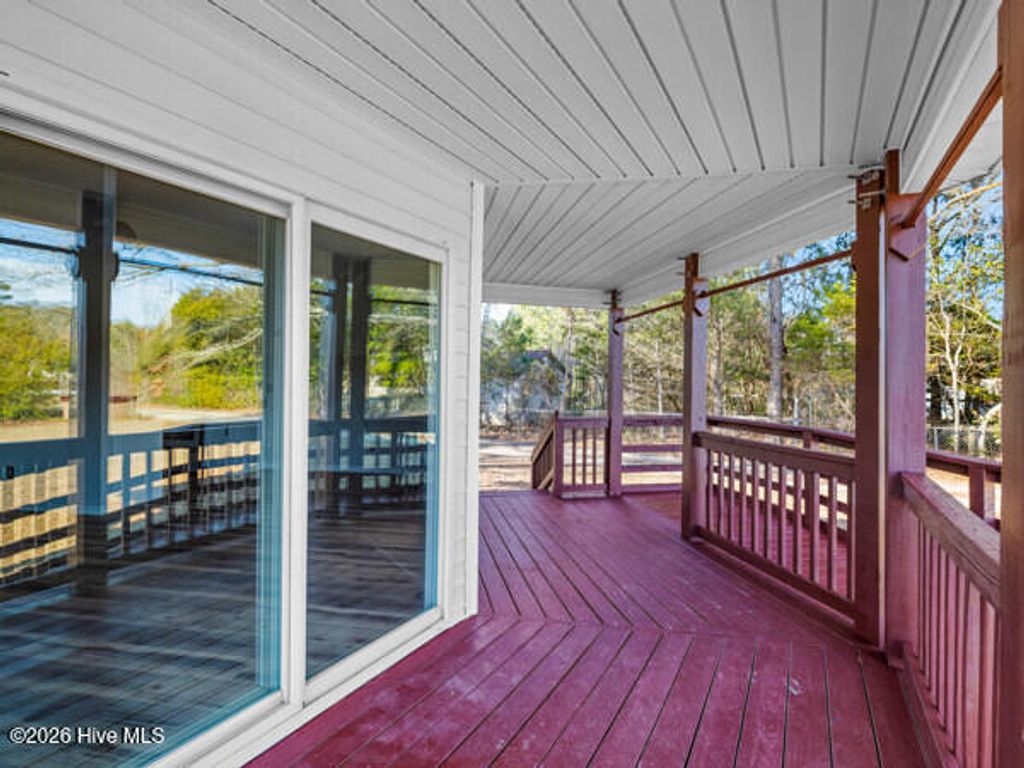 Photo of 650 Queens Creek Road, Hubert, NC 28539 (MLS # 100558460)