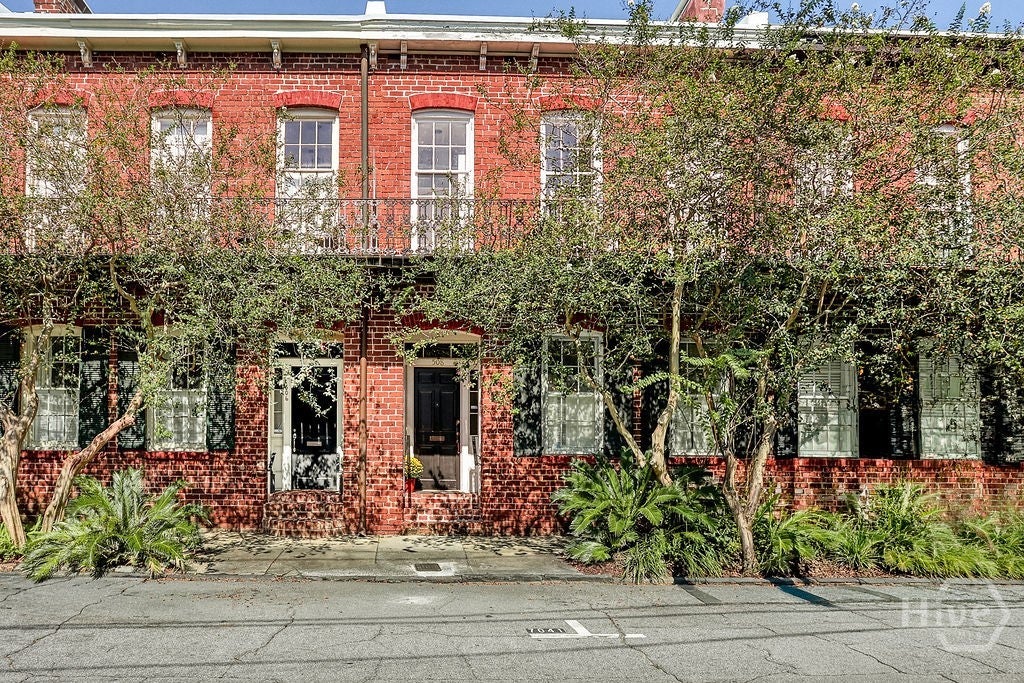 Photo of 508 E State Street, Savannah, GA 31401 (MLS # SA366673)