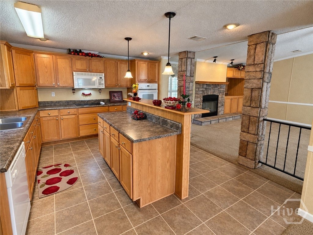 176 Fernwood Court