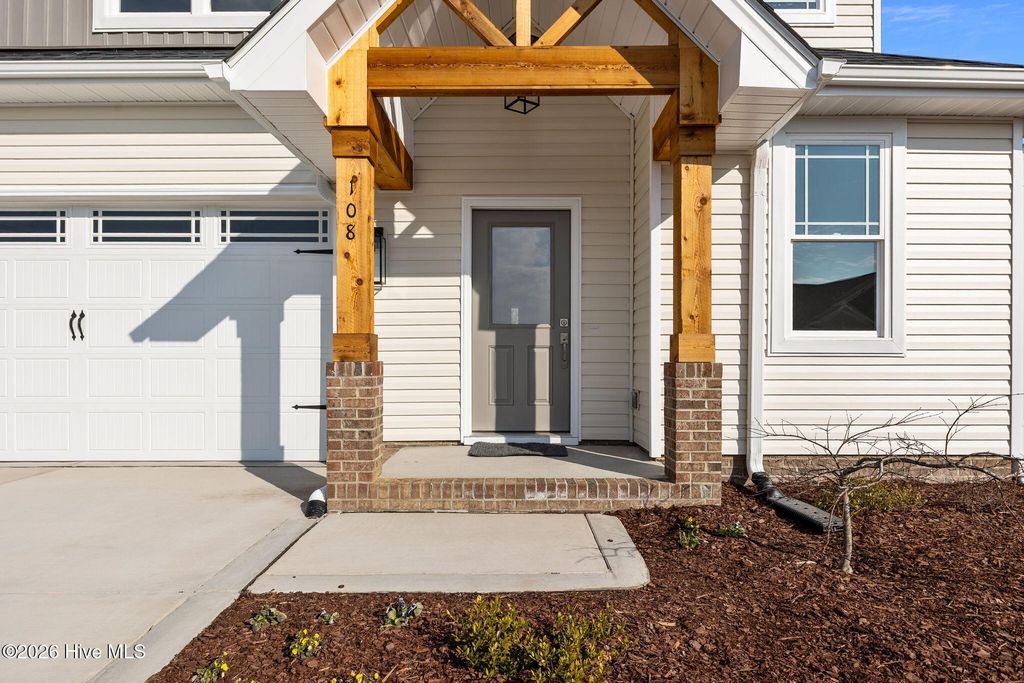 Photo of 108 Sunny Acres, Clinton, NC 28328 (MLS # 100562958)