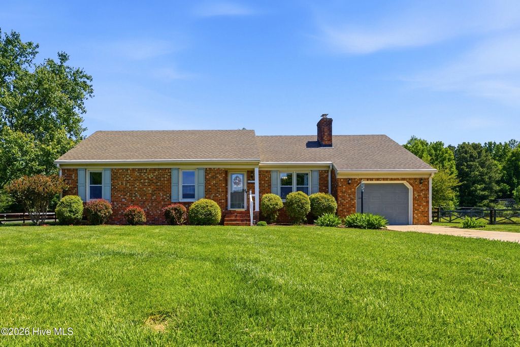 Photo of 111 Brookdale Court, Moyock, NC 27958 (MLS # 100573798)