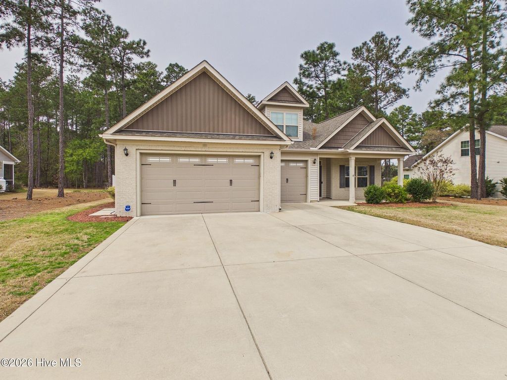 Photo of 316 Pine Laurel Drive, Carthage, NC 28327 (MLS # 100562308)