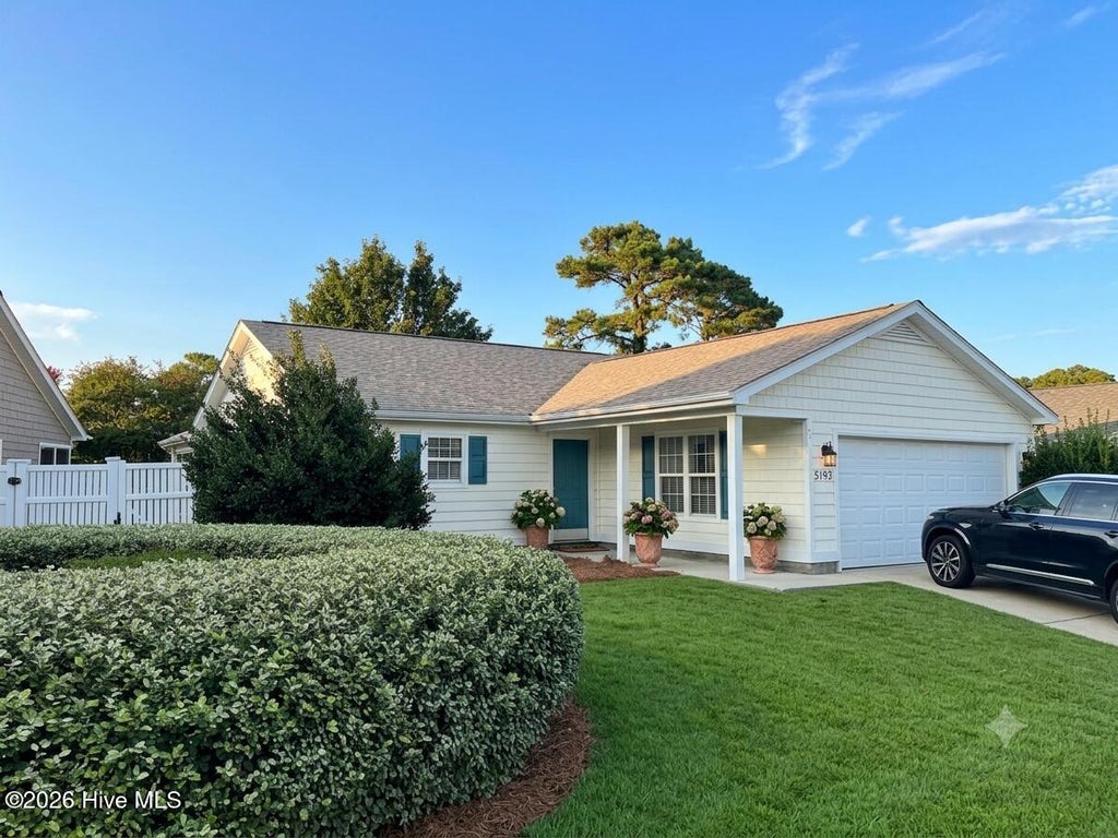 Photo of 5195 Minnesota Drive SE, Southport, NC 28461 (MLS # 100594215)