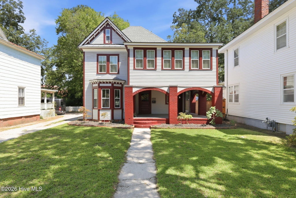 Photo of 1208 National Avenue, New Bern, NC 28560 (MLS # 100601929)