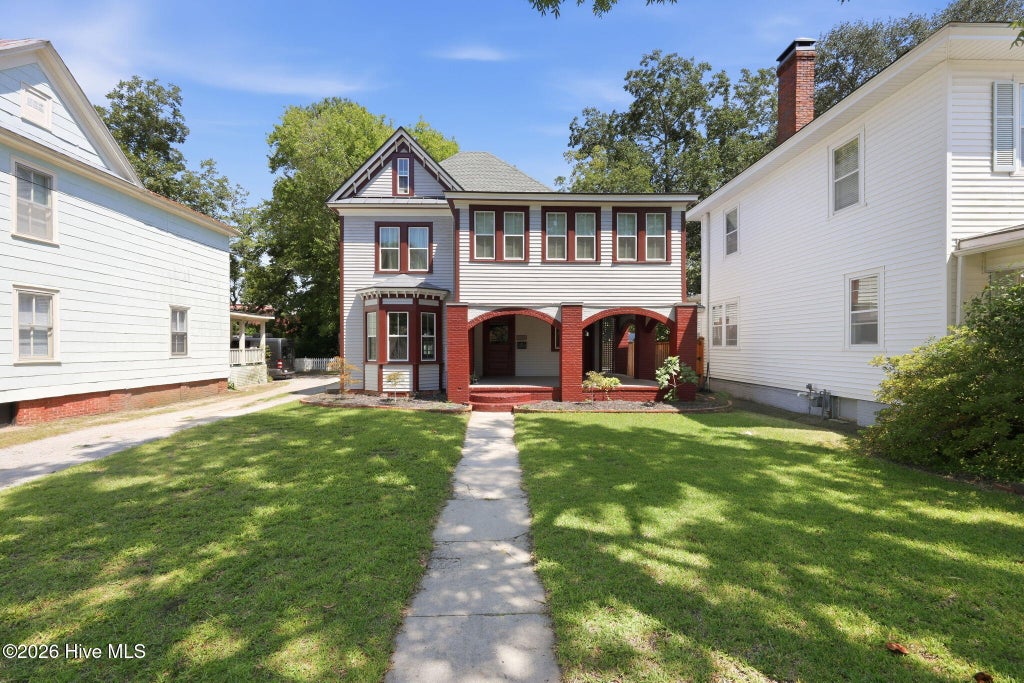 Photo of 1208 National Avenue, New Bern, NC 28560 (MLS # 100601929)
