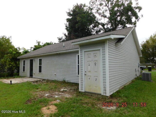 Photo of 406 Seventh Street, Maysville, NC 28555 (MLS # 100606174)